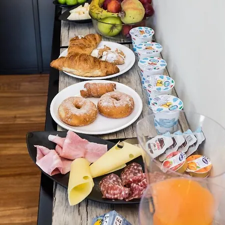 Tiffany Sferracavallo Bed and Breakfast 3*