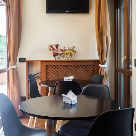 Tiffany Sferracavallo Bed & Breakfast 3*